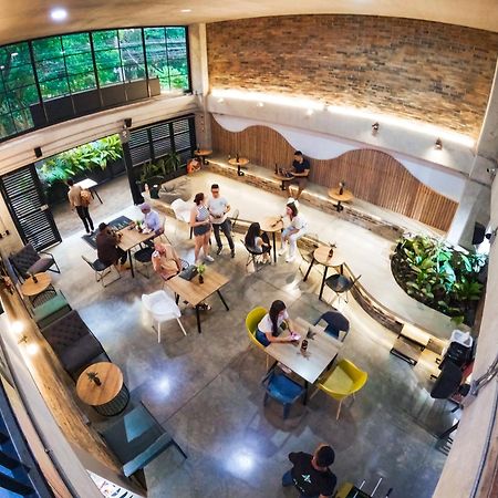 Los Patios Cool Living Меделин Екстериор снимка