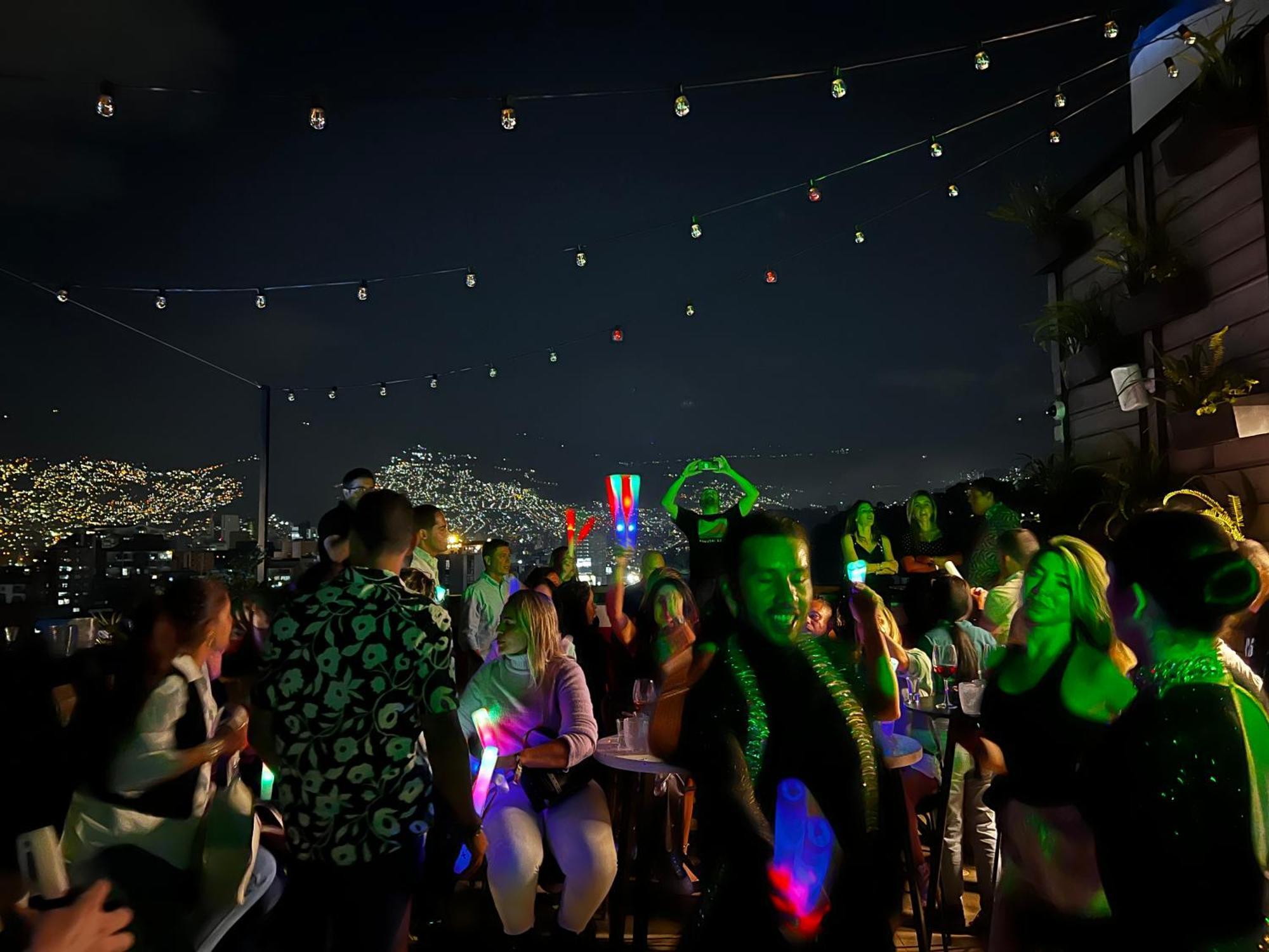 Los Patios Cool Living Меделин Екстериор снимка